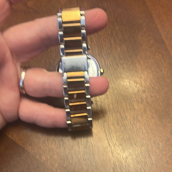 Michael Kors Gold and Silver Watch - Picture 4 of 4